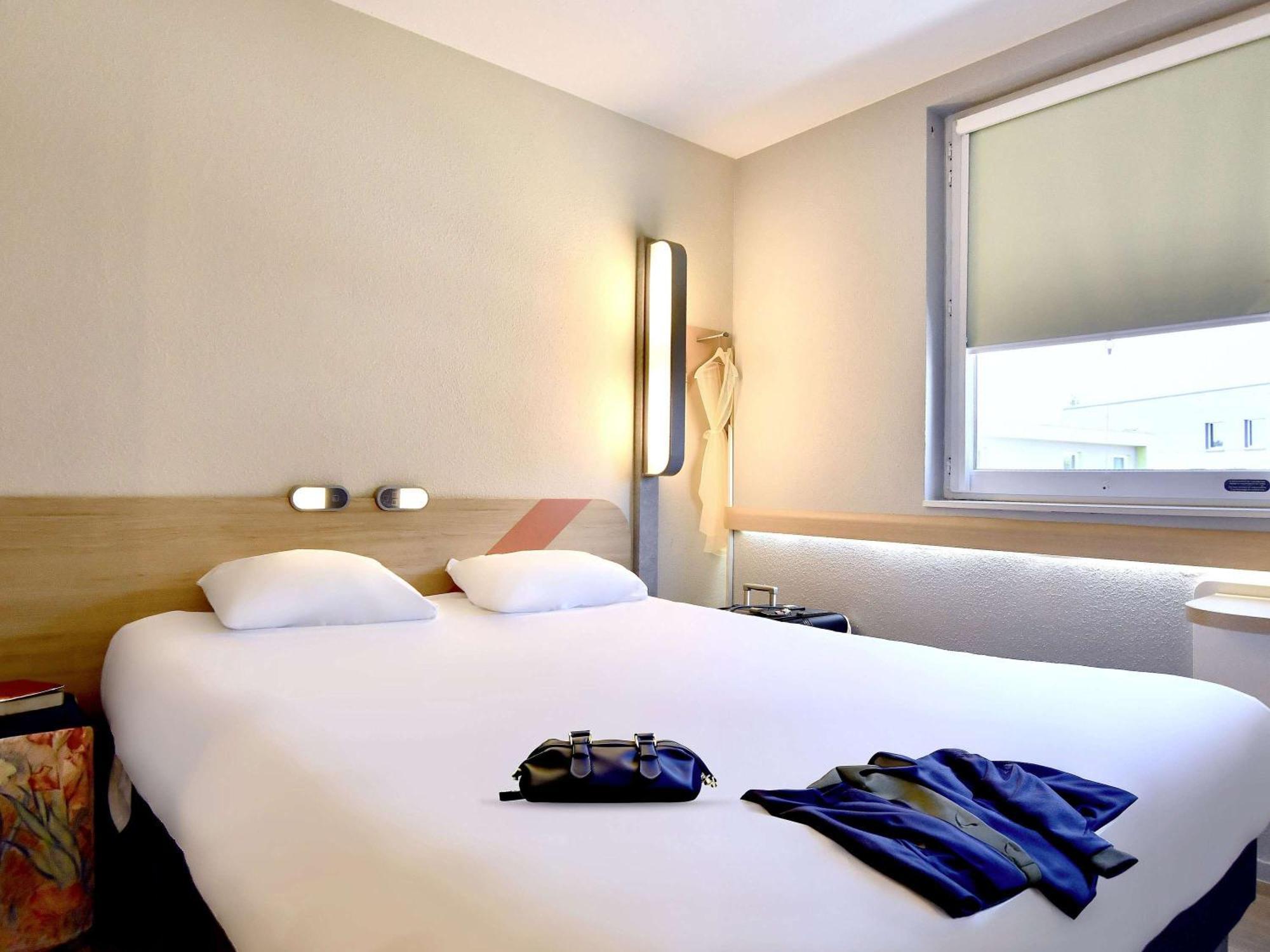 Ibis Budget Nantes Reze Aeroport Exterior foto